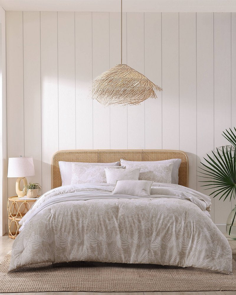 Tommy Bahama | Costa Blanca 5-Piece Full/Queen Comforter Set / Beige
