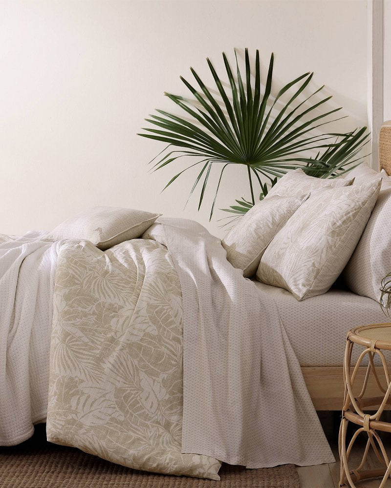 Tommy Bahama | Costa Blanca 5-Piece Full/Queen Comforter Set / Beige