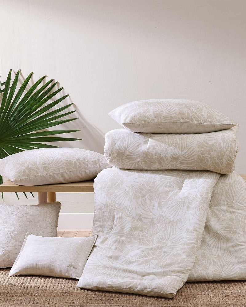 Tommy Bahama | Costa Blanca 5-Piece Full/Queen Comforter Set / Beige
