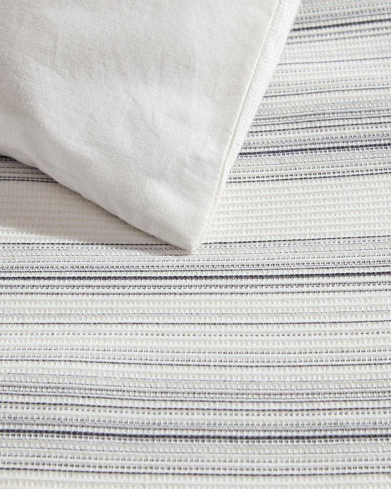 Tommy Bahama | Island Micro Waffle 4-Piece Full/Queen Comforter Set / Coconut