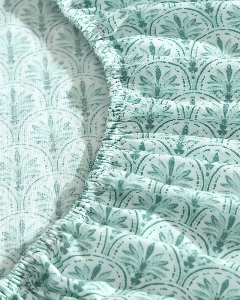 Tommy Bahama | Coastal Batik Green 4-Piece King Sheet Set / Spring Green