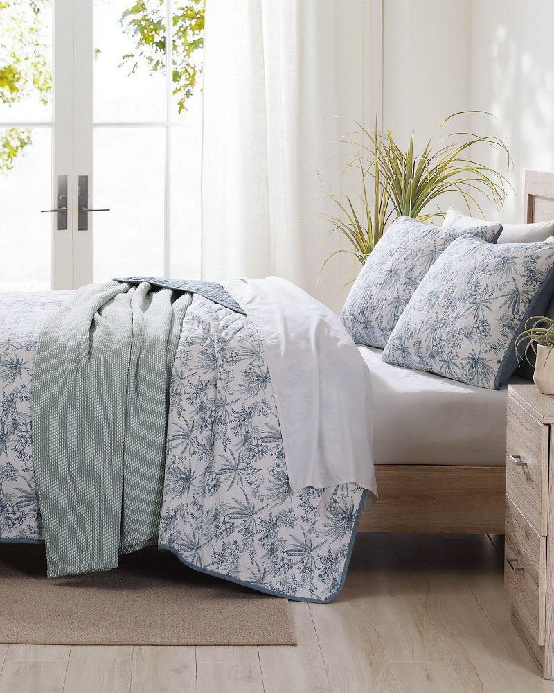 Tommy Bahama | Pen and Ink Palm Reversible 2-Piece Twin Quilt Set / Indigo