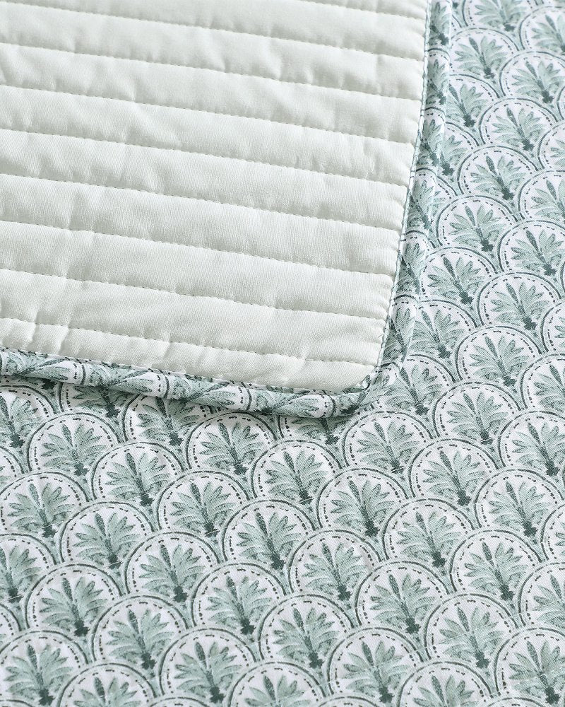 Tommy Bahama | Coastal Batik 3-Piece King Quilt Set / Spring Green