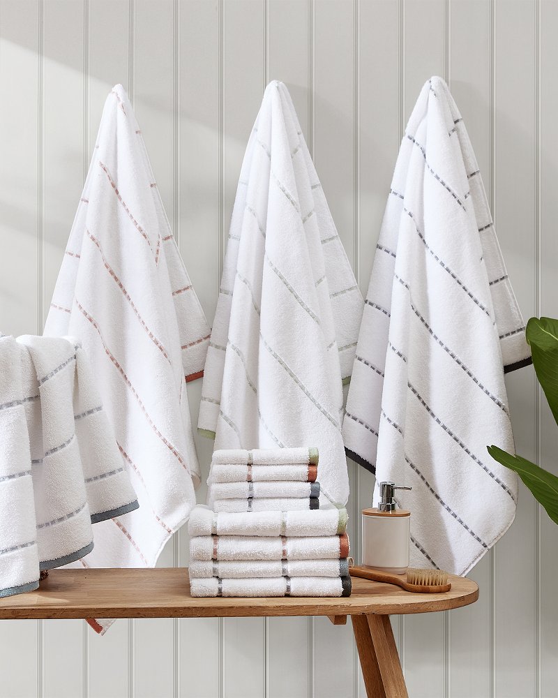 Tommy Bahama | Ridley Clay 3-Piece Towel Set / Clay
