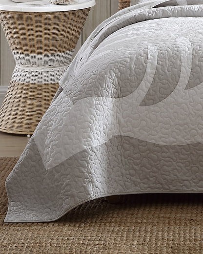 Tommy Bahama | Molokai King Quilt / Grey