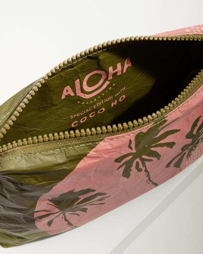 Tommy Bahama | Aloha Collection Paumalu Small Pouch / Olive