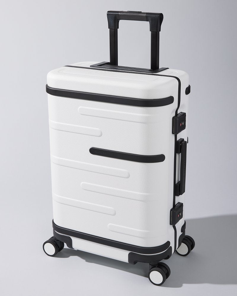 Tommy Bahama | Samsara Grand Carry-On White / White