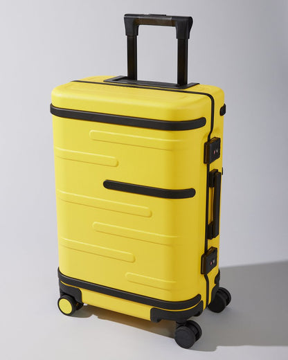 Tommy Bahama | Samsara Grand Carry-On Yellow / Yellow