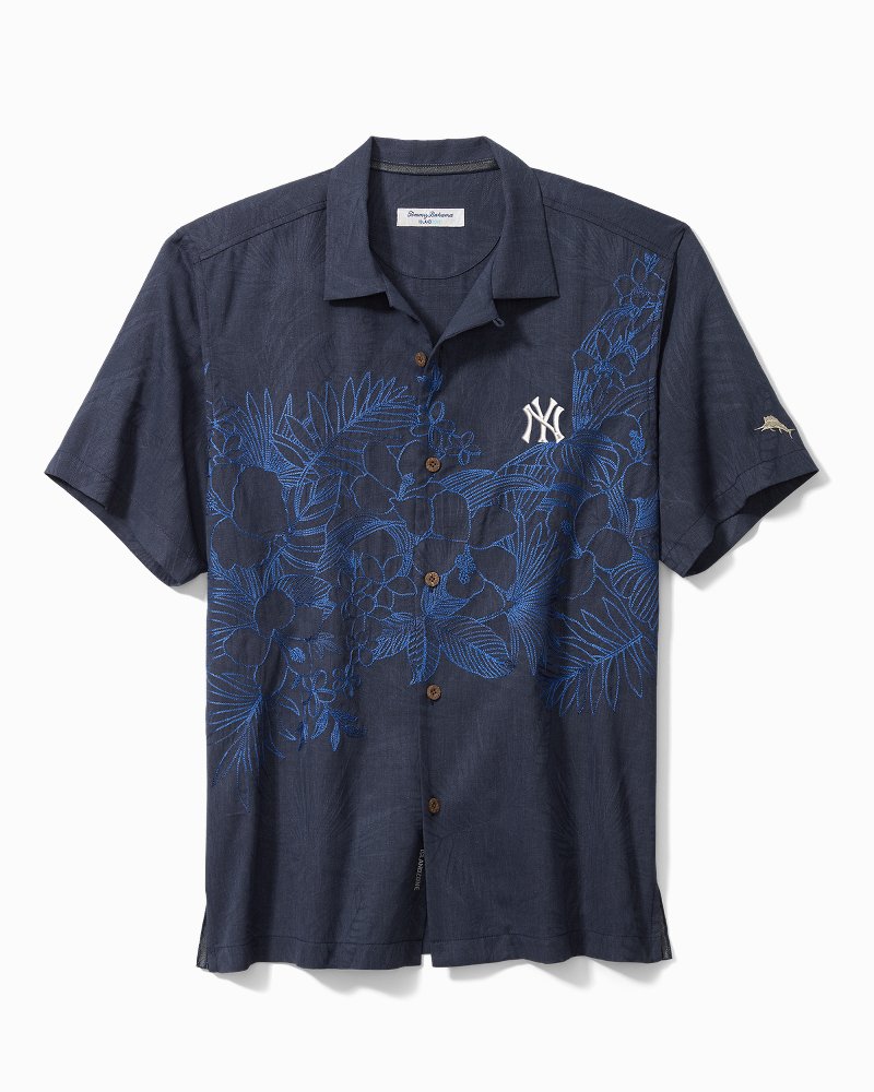 Tommy Bahama | <i>MLB®</i> Game Day Lei IslandZone® Camp Shirt / new_york_yankees