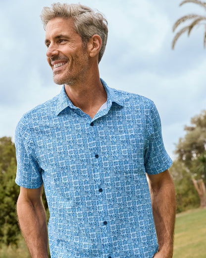Tommy Bahama | Bahama Coast Cozumel Tiles IslandZone® Shirt / Dew Drop
