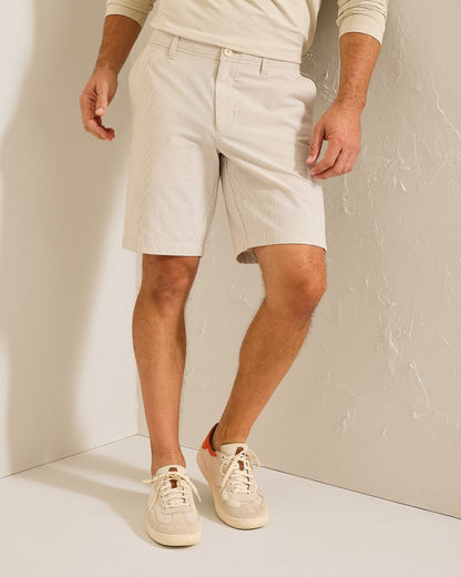 Tommy Bahama | Nova Wave Seersucker Sand Stripe 9-Inch Shorts / Stone Khaki