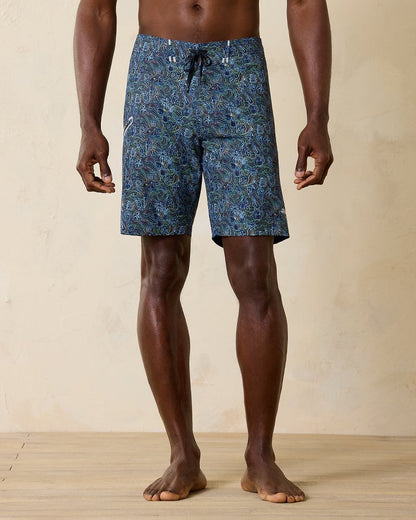 Tommy Bahama | Molokai Hidden Paradise 9-Inch Boardshorts / Deep Space