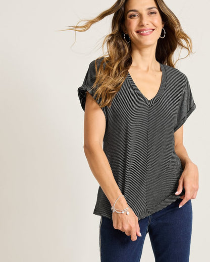 Tommy Bahama | Kauai Tranquil Sea V-Neck T-Shirt / Black