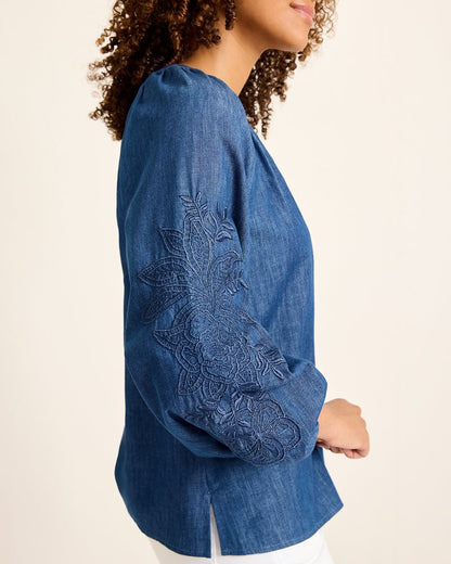 Tommy Bahama | Indigo Cove Embroidered Blouse / Dark Sky Wash