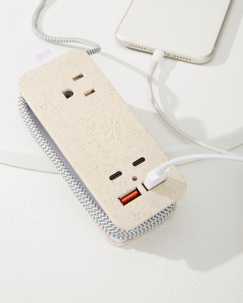 Tommy Bahama | Power Trip Eco-Charger / Natural