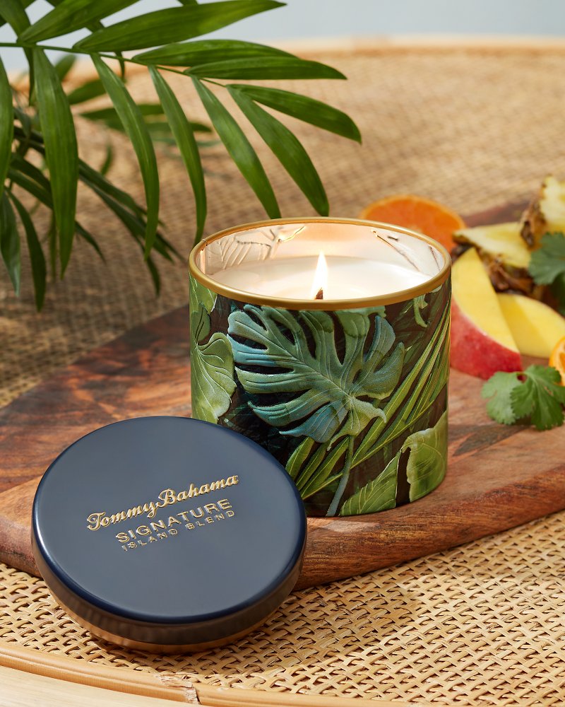 Tommy Bahama | Island Blend 10.6-oz Villa Fronds Candle Tin / Island Blend