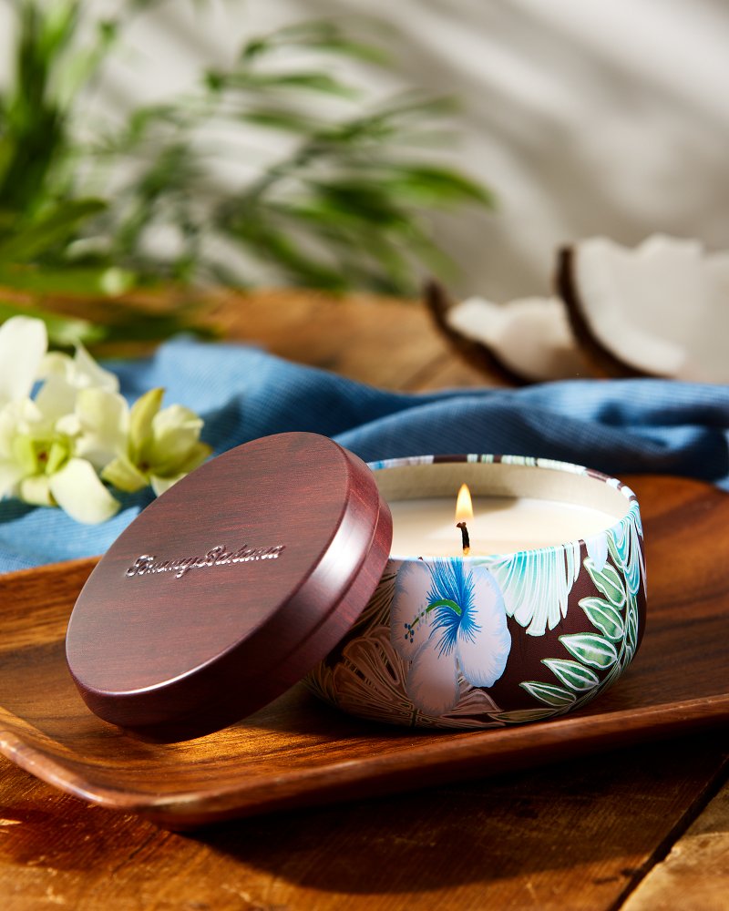 Tommy Bahama | Coconut Oasis Travel Candle Tin / Coconut Oasis