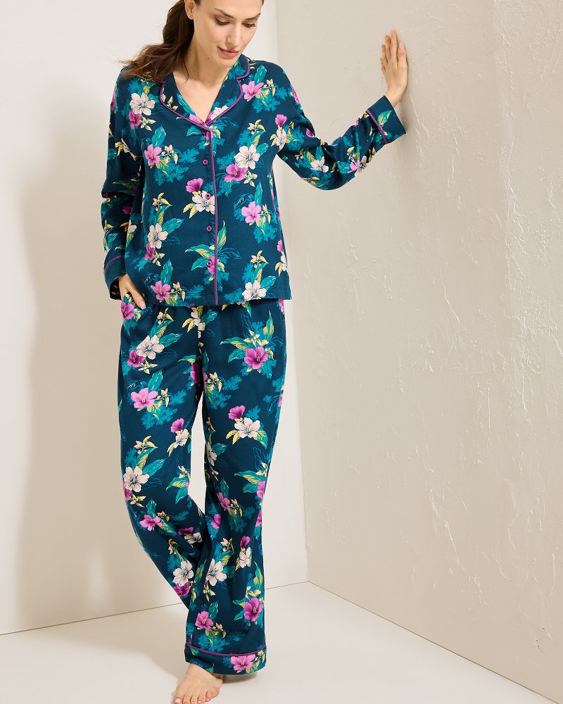 Tommy Bahama | Woven Sateen Long Sleeve & Pants Pajama Set / Summer Night