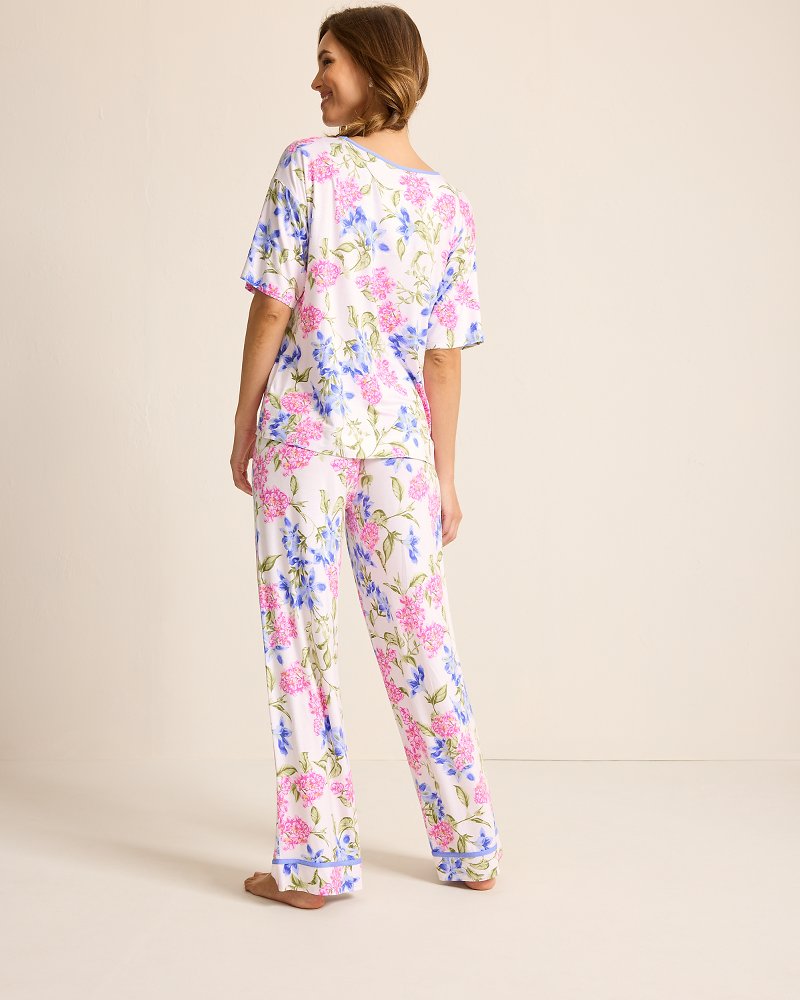 Tommy Bahama | Jersey V-Neck Top & Pants Pajama Set / Ivory