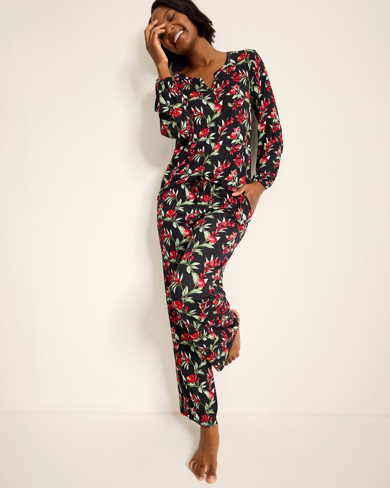 Tommy Bahama | Jersey Split-Neck Long Sleeve & Pants Pajama Set / Black Cherry