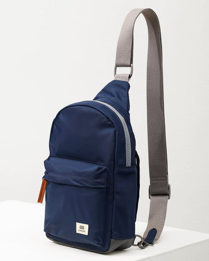 Tommy Bahama | Willesden Midnight Sling Bag / Midnight